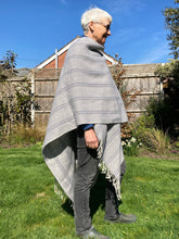 Load image into Gallery viewer, Pure Lincoln Longwool Blanket Coat