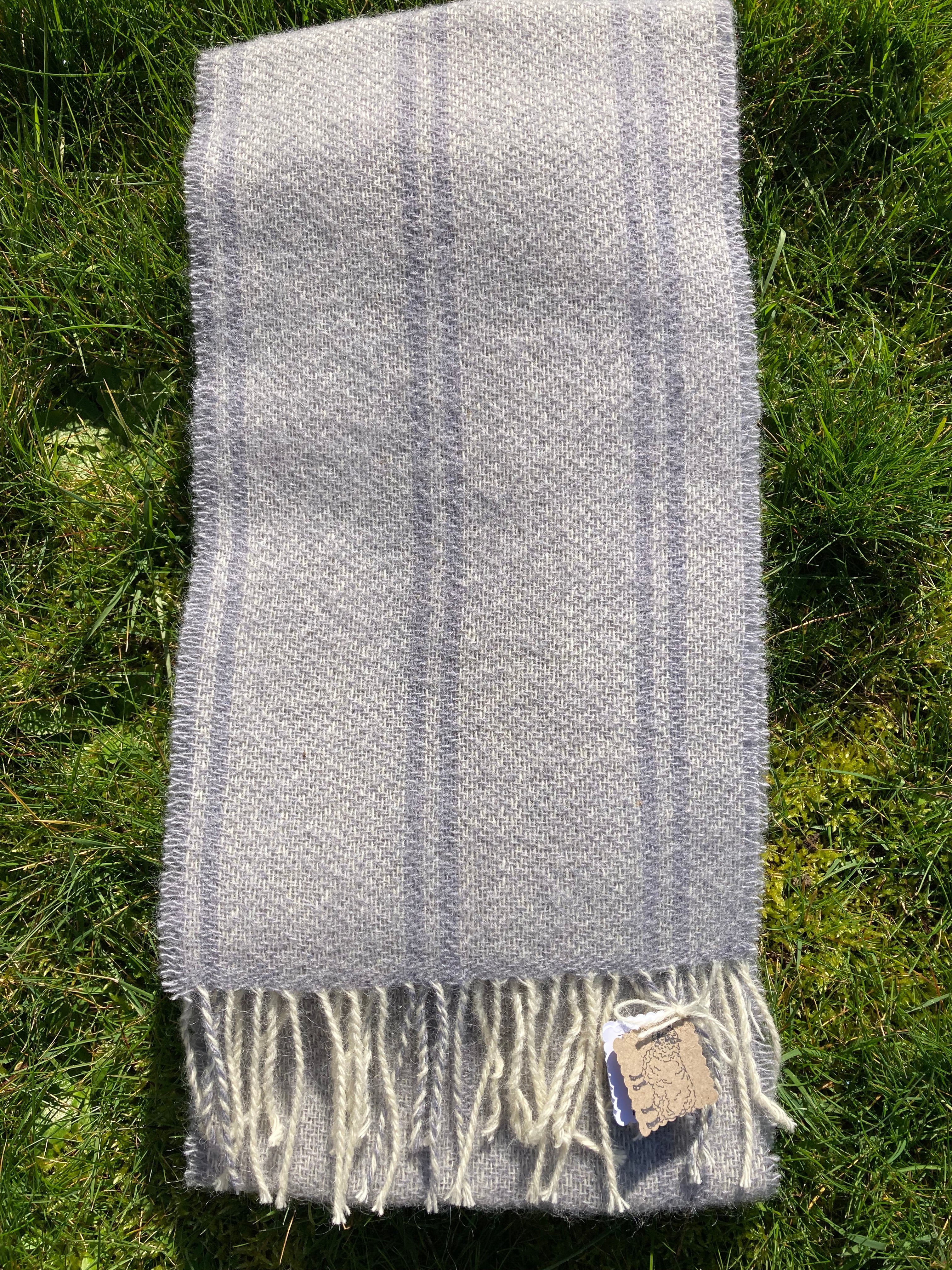 Gray Merino Raw Fleece- Lynn