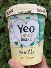 Load image into Gallery viewer, Yeo Valley Organic Vanilla Ice Cream 500g